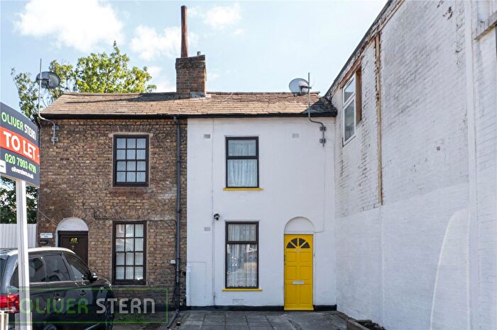 2 Bedroom Terraced House To Rent In Romford Road, London, E7