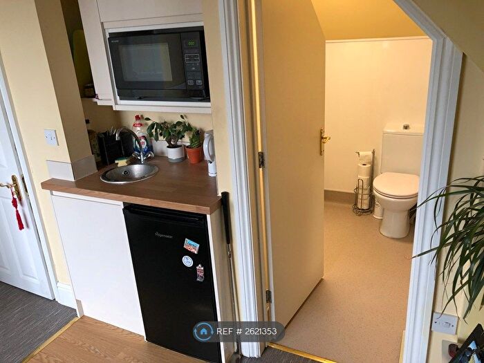 Studio To Rent In Riverside Road, Norwich, NR1