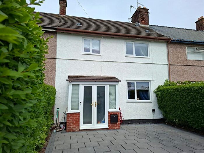 3 Bedroom Terraced House For Sale In Birket Close, Wirral, CH46