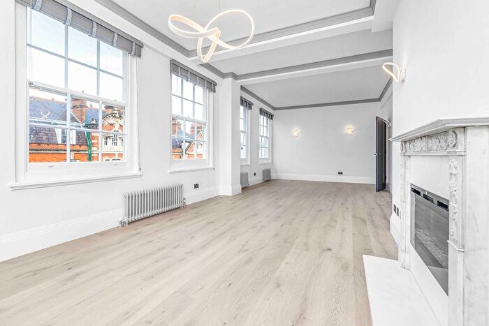 3 Bedroom Flat To Rent In Bryanston Court, George Street, Marylebone, London, W1H