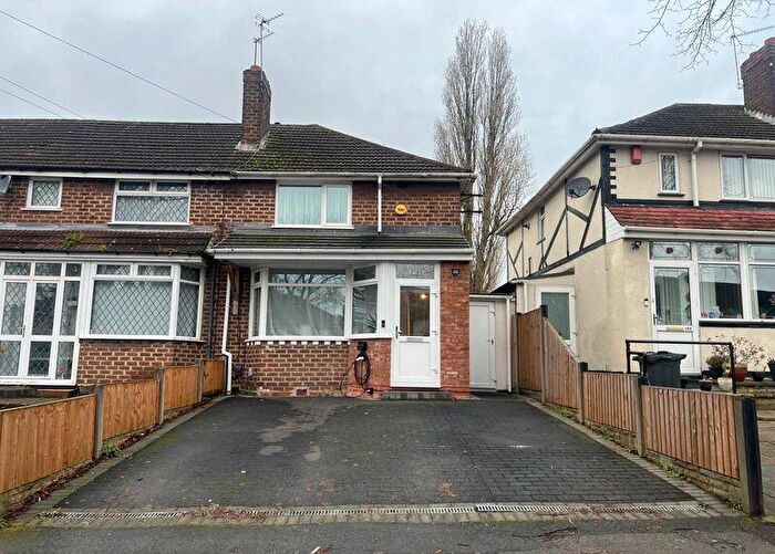 2 Bedroom End Of Terrace House For Sale In Old Oscott Lane, Great Barr, Birmingham, B44