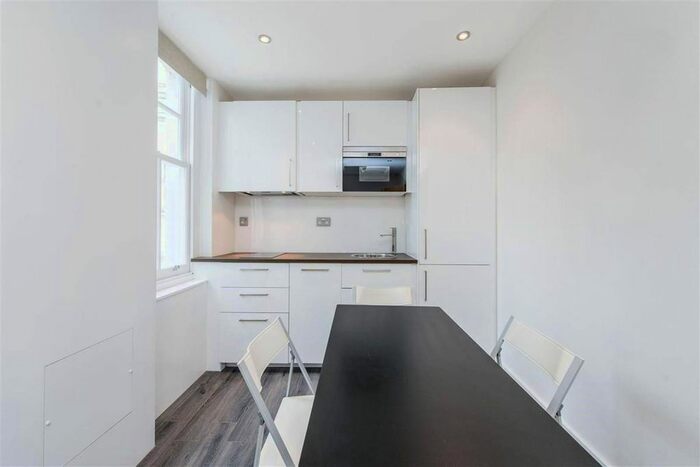 1 Bedroom Flat To Rent In Artillery Row, Pimlico, London, SW1P