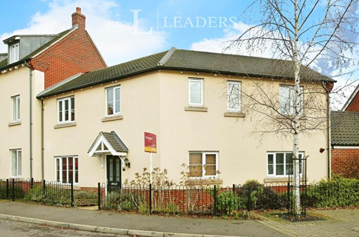 4 Bedroom Semi-Detached House To Rent In Brambling Lane, Cringleford, NR4
