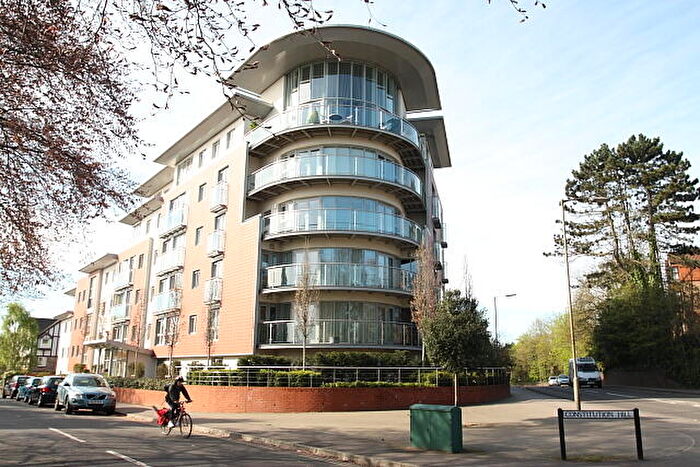 1 Bedroom Flat To Rent In Constitution Hill, Woking, GU22