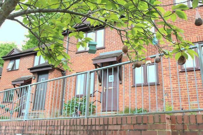 2 Bedroom Ground Flat To Rent In Butlers Court, High Wycombe, HP13