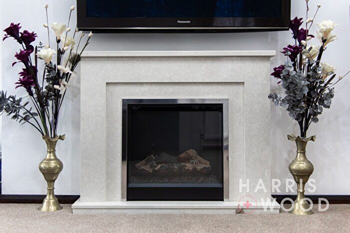 4 Bedroom Detached House For Sale In Straight Road, Colchester, Essex, CO3