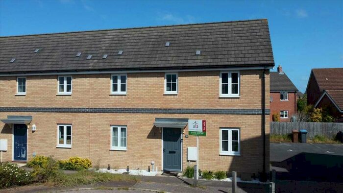 3 Bedroom Semi-Detached House For Sale In Hares Close, Kesgrave, IP5