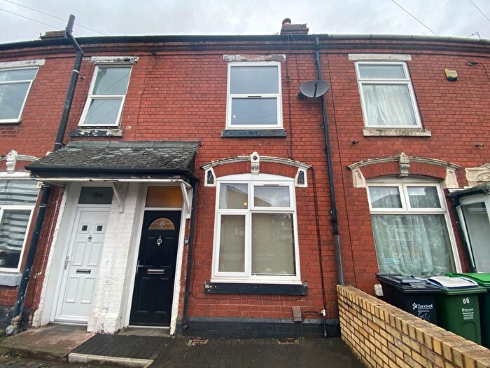 3 Bedroom Terraced House To Rent In Vicarage Road, West Bromwich, B71