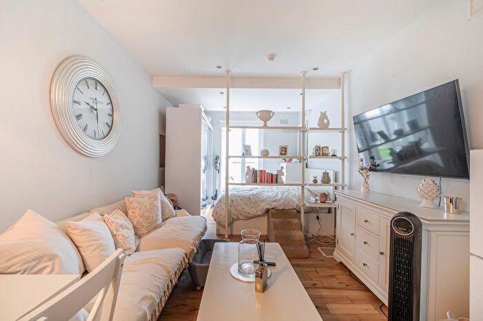 Studio To Rent In Hartland Road, London, NW6
