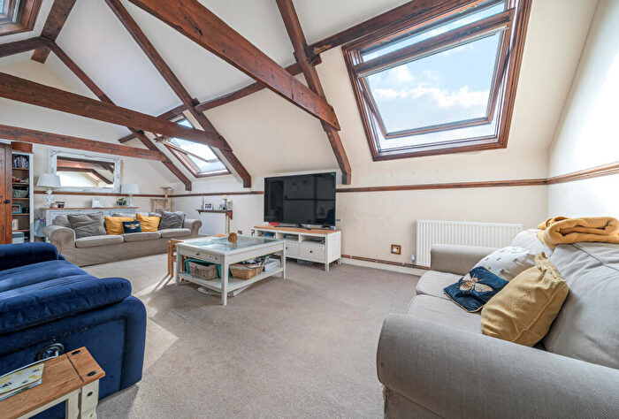 3 Bedroom Apartment For Sale In Weston Road, Long Ashton, Bristol, North Somerset, BS41