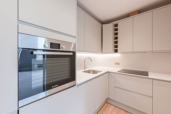 2 Bedroom Flat For Sale In Lennox Gardens, Chelsea, London, SW1X