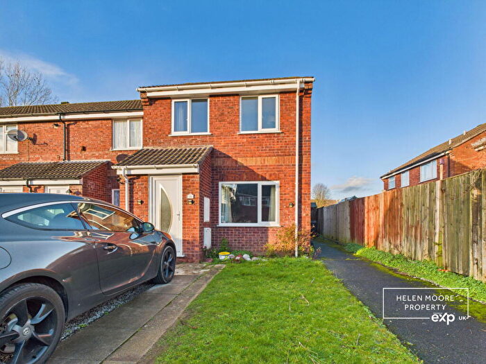 3 Bedroom Terraced House For Sale In Colne Gardens, Plymouth, Devon, PL3