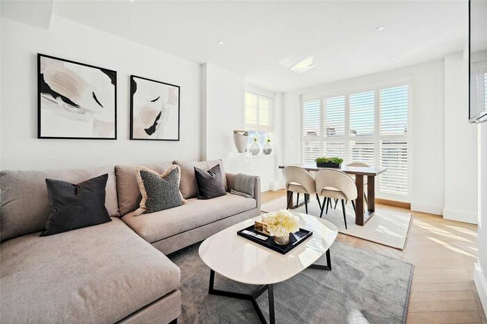 1 Bedroom Flat To Rent In Chalfont House, - Chesham Street, London, SW1X