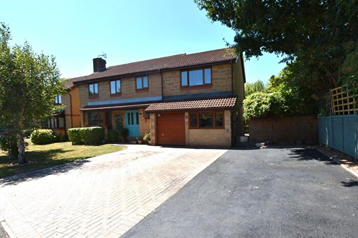 5 Bedroom Detached House For Sale In Turnbury Avenue, Nailsea, BS48