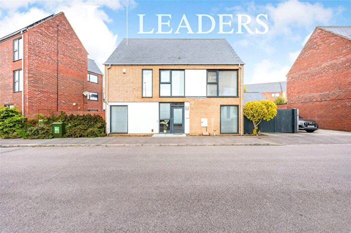 4 Bedroom Detached House To Rent In Loughborough Drive, Broughton, Milton Keynes, MK10