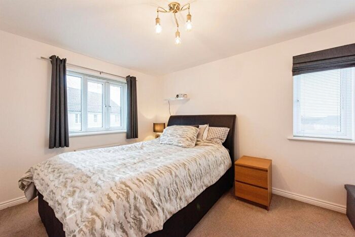 3 Bedroom End Of Terrace House For Sale In Binyon Close, Stowmarket, IP14