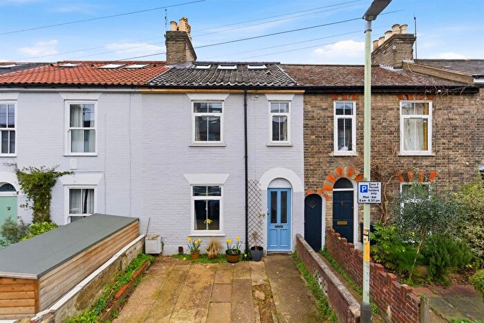 3 Bedroom Terraced House For Sale In Havelock Road, Norwich, NR2