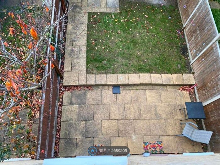 4 Bedroom Terraced House To Rent In Topper Street, Cambridge, CB4