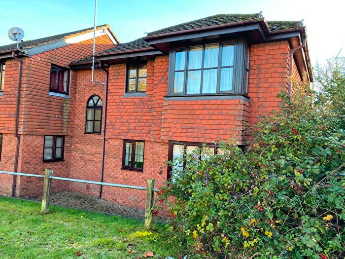1 Bedroom Flat For Sale In Albion Mews, Main Road, Edenbridge, TN8
