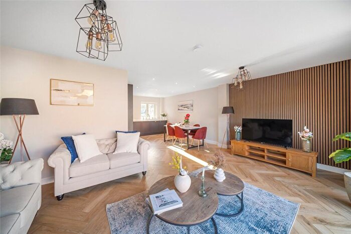 3 Bedroom Semi Detached House For Sale In Manor Road South, Greenways, Esher, Surrey, KT10