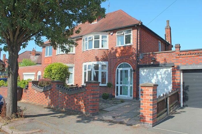 3 Bedroom Semi Detached House For Sale In Ainsdale Road, Western Park, Leicester, LE3