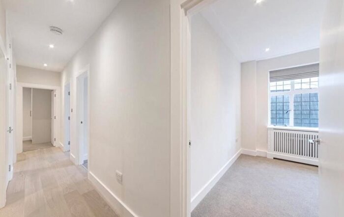 2 Bedroom Flat To Rent In Allsop Place, Marylebone, London, NW1