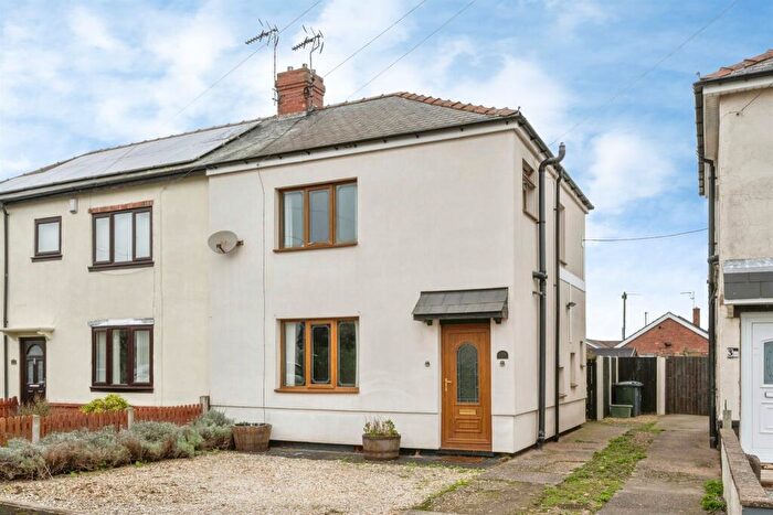 3 Bedroom Semi Detached House For Sale In Wilkinson Avenue, Moorends, Doncaster, DN8