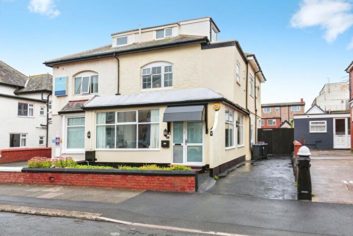6 Bedroom Semi Detached House For Sale In Empress Drive, Blackpool, Lancashire, FY2