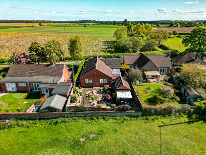 3 Bedroom Bungalow For Sale In Occupation Lane, Broadholme, LN1