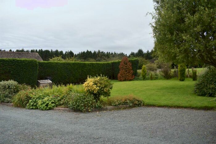 2 Bedroom Semi-Detached House For Sale In Main Road, Worleston, Nantwich, CW5