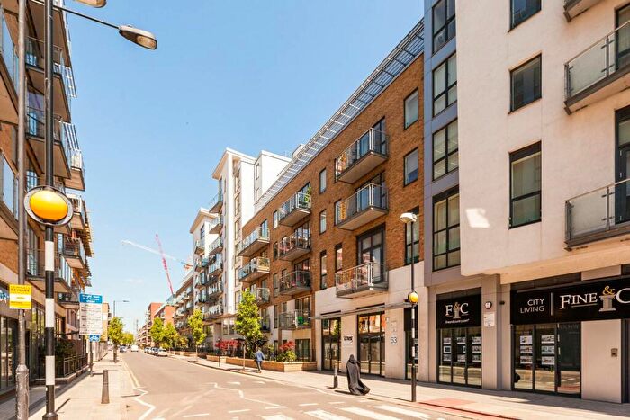 2 Bedroom Flat To Rent In Violet Road, Bow, London, E3