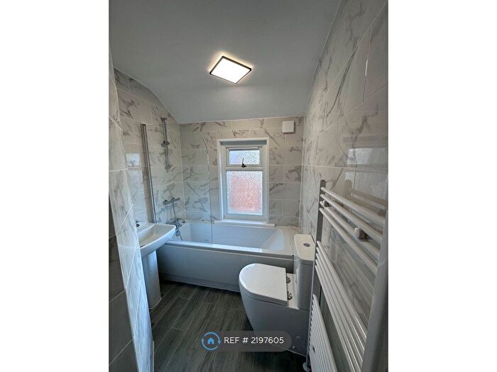 4 Bedroom Terraced House To Rent In Willow Street, Romford, RM7