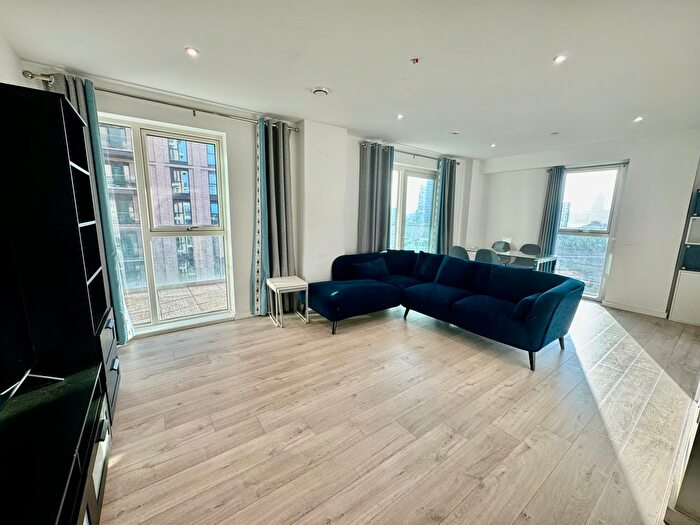 2 Bedroom Flat To Rent In Heartwell Avenue, London, E16