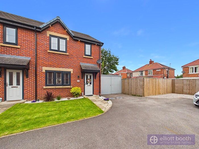 3 Bedroom Semi Detached House For Sale In Highfield Gardens, FY4