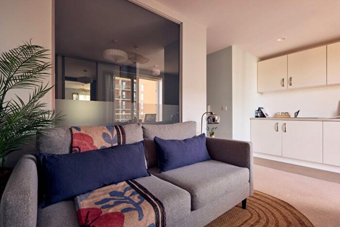 Studio To Rent In Stoneywood Brae, Aberdeen, Aberdeenshire, AB21