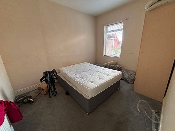 1 Bedroom Flat For Sale In First Floor Flat Alexandra Road, Grimsby, South Humberside, DN31