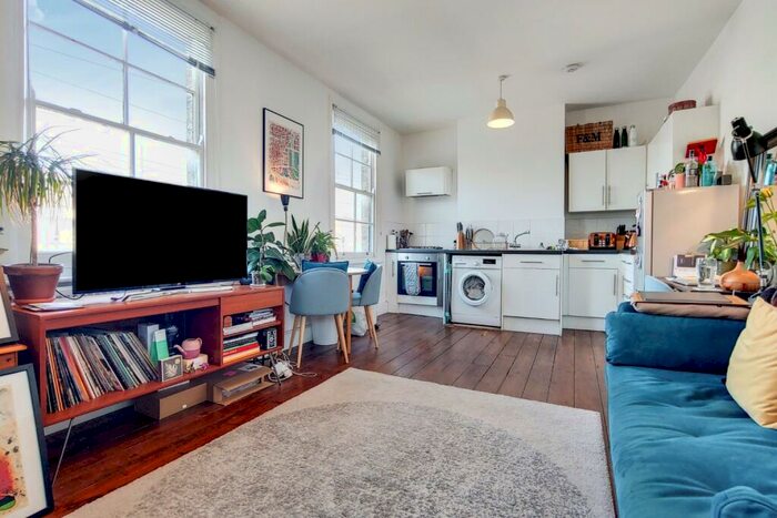 1 Bedroom Flat To Rent In Ventnor Road, London, Greater London, SE14