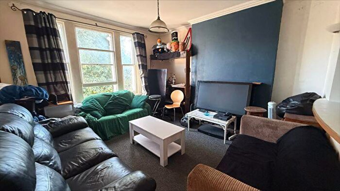 7 Bedroom Maisonette To Rent In Denmark Villas, Hove, BN3