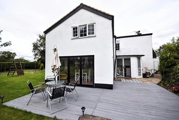 4 Bedroom Detached House For Sale In Main Road, Saltfleetby, LN11