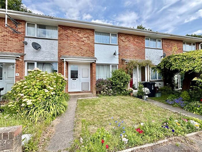 2 Bedroom Terraced House For Sale In Barn Close, Upton, BH16