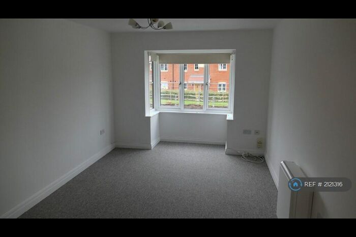1 Bedroom Flat To Rent In Chester Road, Ash, Aldershot, GU12