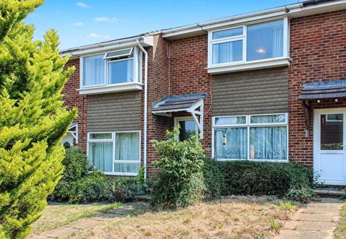 2 Bedroom Terraced House For Sale In Buckhurst Close, Lewes, BN7