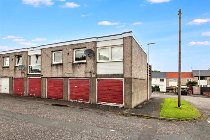 2 Bedroom Flat For Sale In Huntly Drive, Glenrothes, Fife, KY6