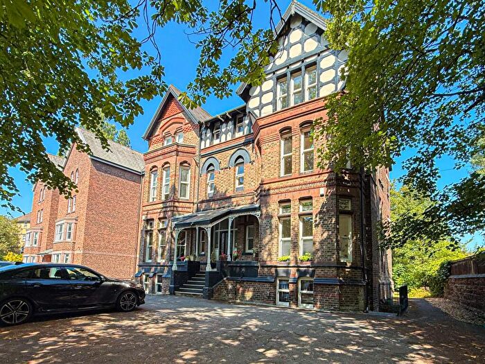 2 Bedroom Flat For Sale In Livingston Drive, Liverpool, L17