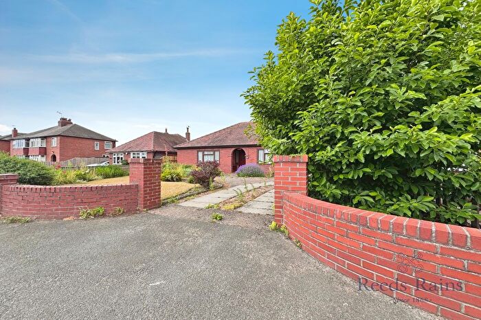 4 Bedroom Bungalow For Sale In Sandhill Lane, Selby, North Yorkshire, YO8