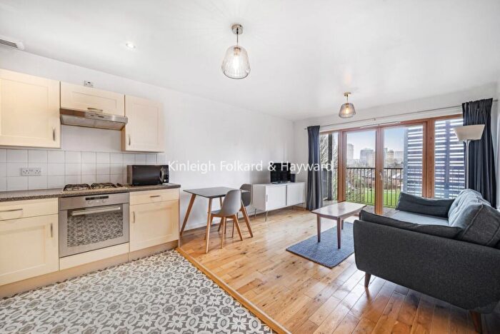 2 Bedroom Flat To Rent In Stainsby Road, London, E14