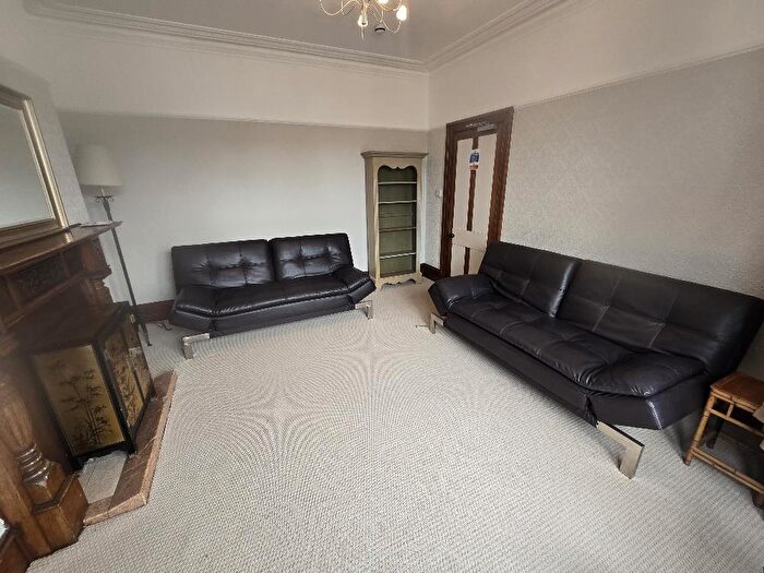 4 Bedroom Terraced House To Rent In Leslie Road, Aberdeen, AB24