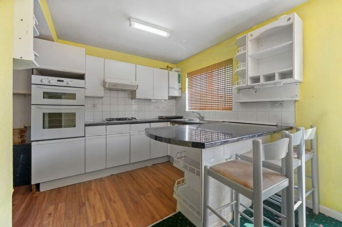 3 Bedroom Terraced House For Sale In Henley Avenue, Cheam, SM3