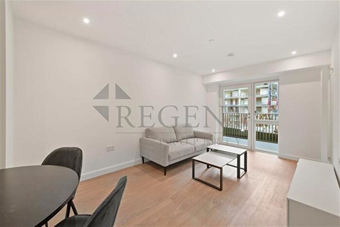 1 Bedroom Apartment To Rent In Botanist House, Seagull Lane, E16