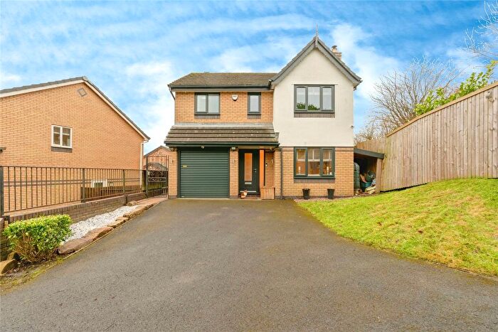 4 Bedroom Detached House For Sale In Town Hill Bank, Padiham, Burnley, Lancashire, BB12